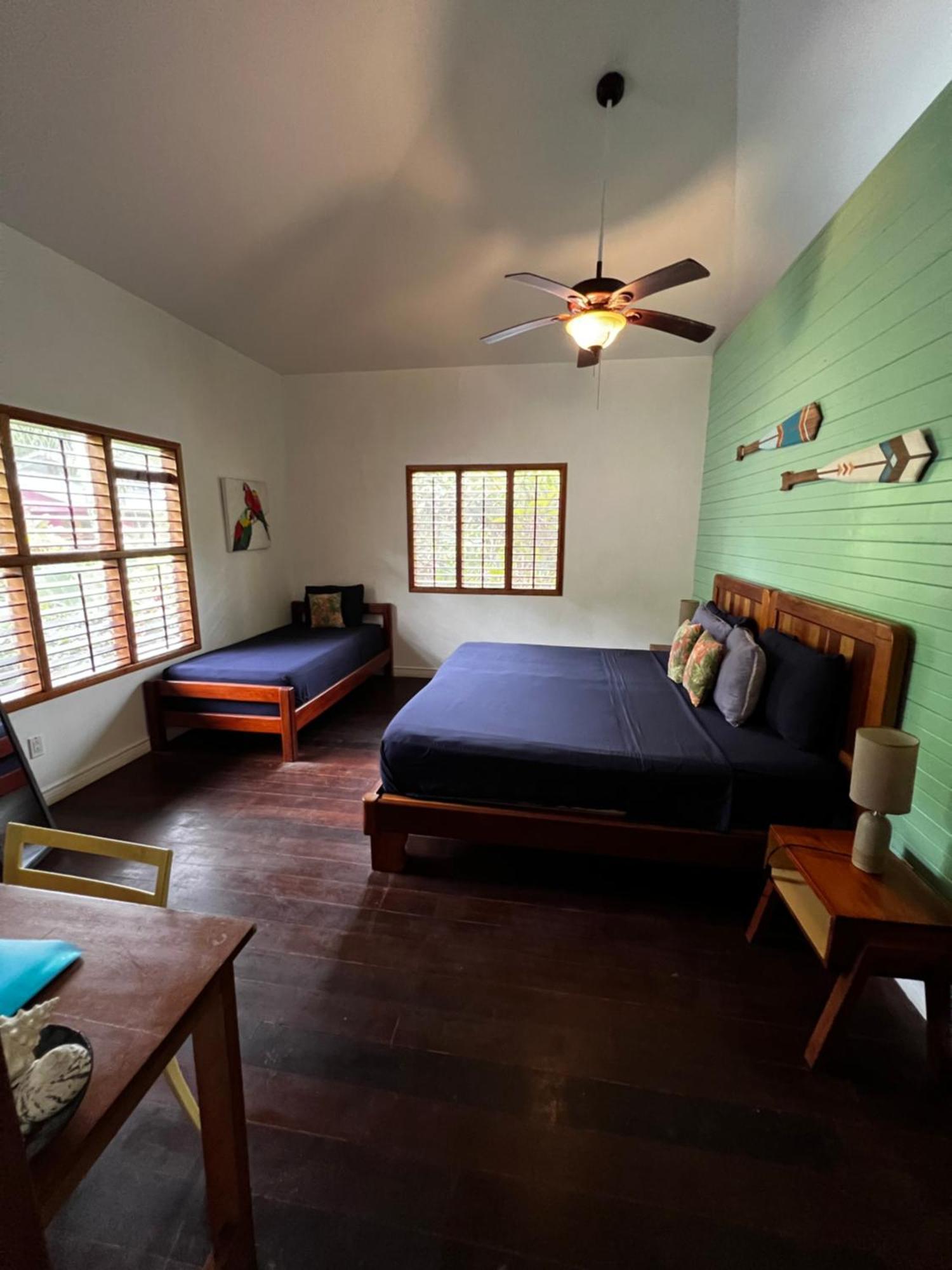Turtle Beach House Bocas del Toro Exterior photo