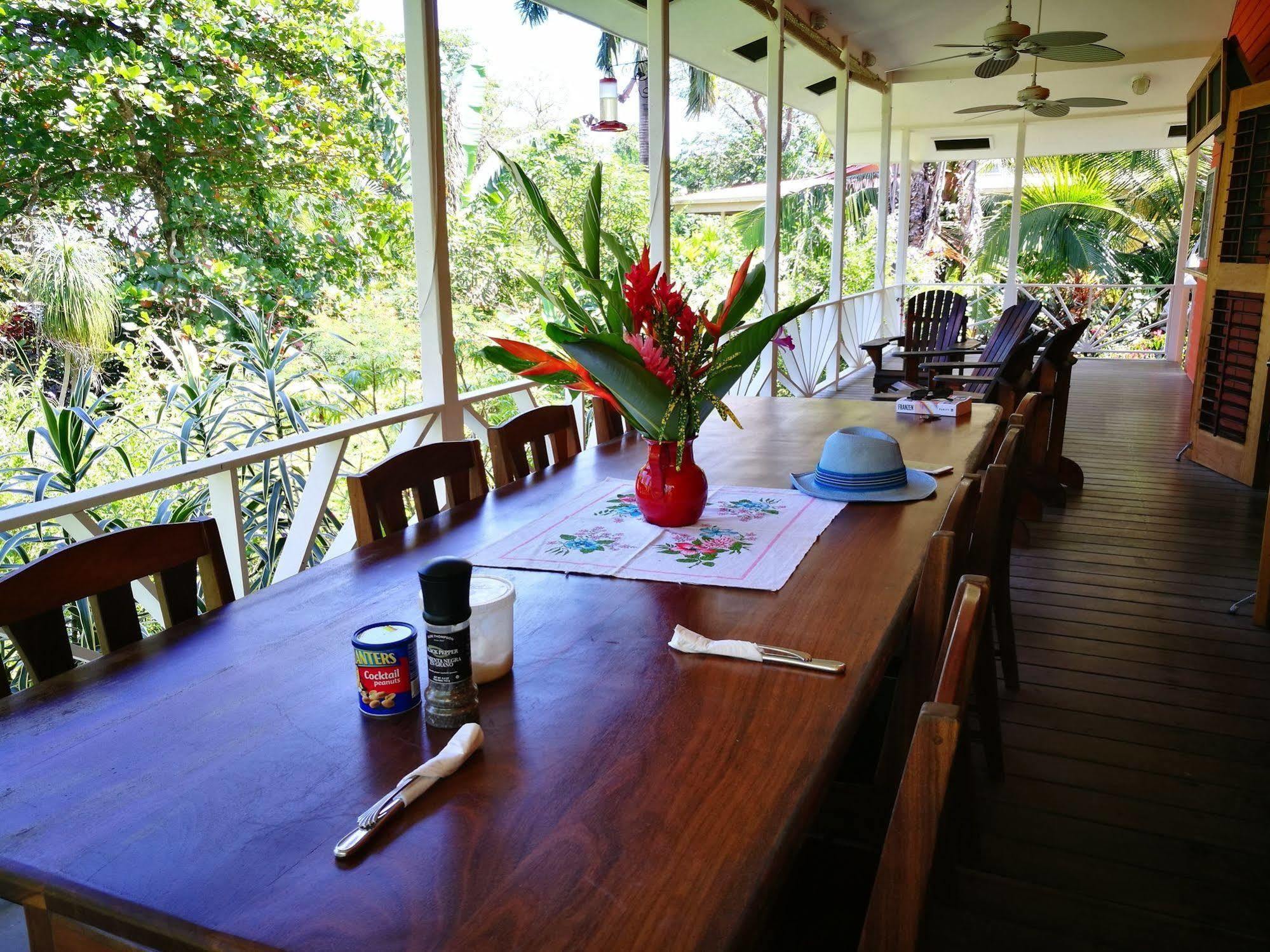 Turtle Beach House Bocas del Toro Exterior photo